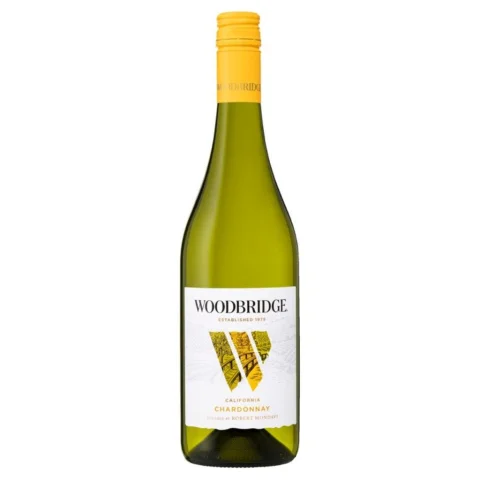 Woodbridge Chardonnay White Wine 750 mL