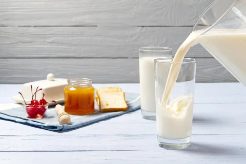 Cremo Cow's Milk 3.78 L / 127 oz