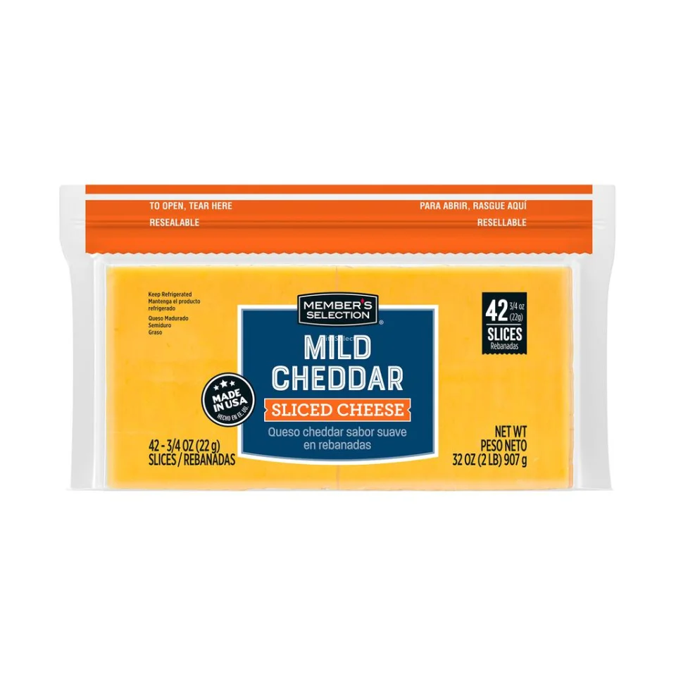 Member's Selection Sliced Mild Cheddar Cheese 907 g / 2 lb