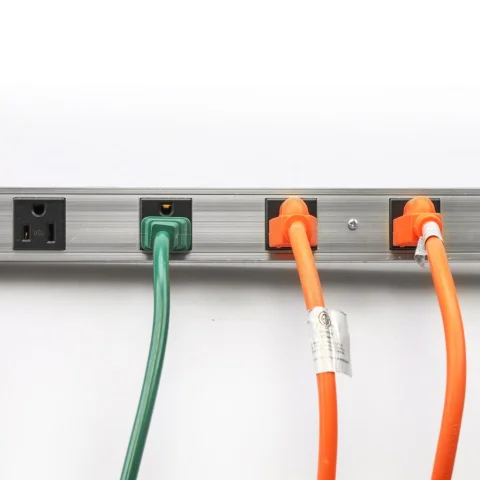 ProHT 8-Outlet Aluminum Power Strip Power Cord 91.44 cm / 3'