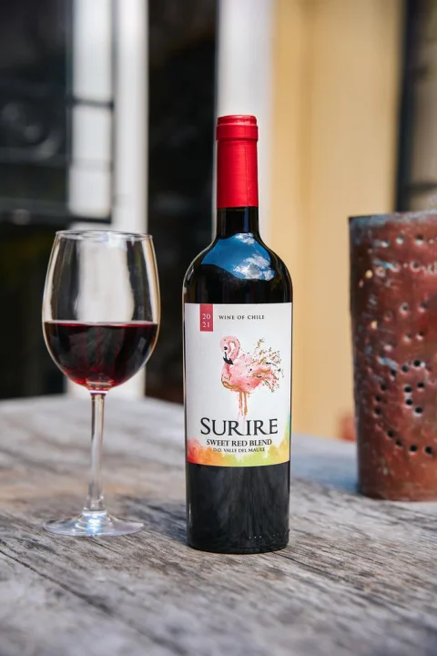 Surire Red Wine, Sweet Blend with Fruity Notes 750 ml