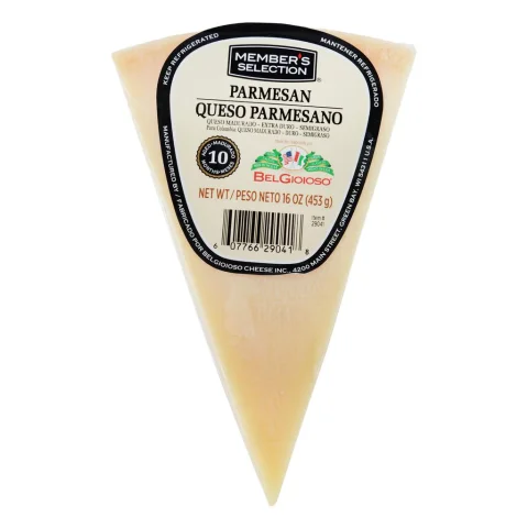 Member's Selection Parmesan Wedge 452 g