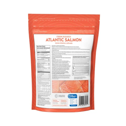 Member's Selection Frozen Boneless Salmon Portions with Skin 680 g / 1.5 lb